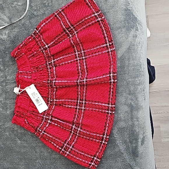 GB Girls NWT plaid tweed style skirt size 6 Red, black, and white - Picture 1 of 5